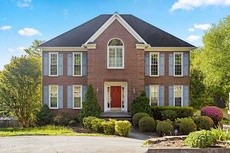 8281 Elm Hill Circle Knoxville, TN 37919