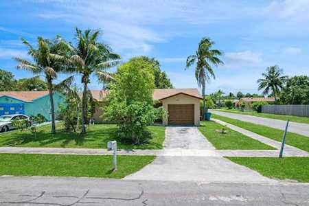 628 SW 3rd Avenue Boynton Beach, FL 33426