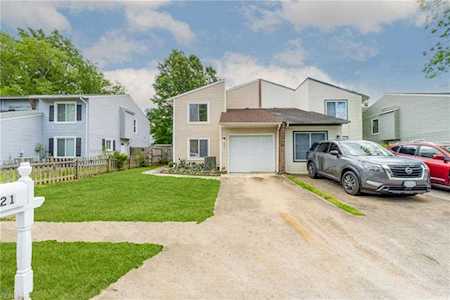 5921 Blackpoole Ln Virginia Beach, VA 23462