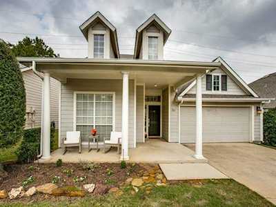 207 Silver Oak Drive Grapevine, TX 76051