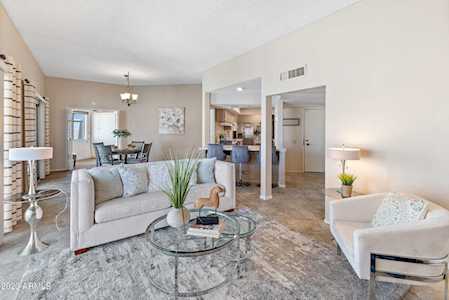 10558 W Pineaire Drive Sun City, AZ 85351