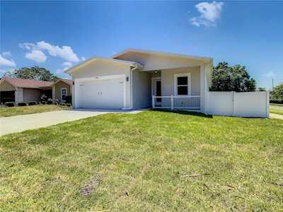 700 Boston St Tarpon Springs, FL 34689