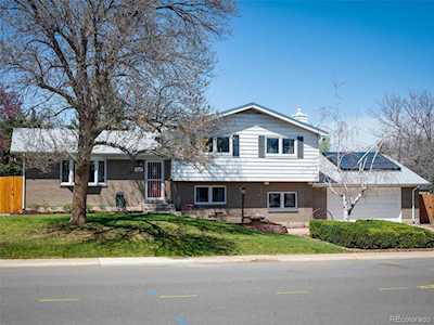 2205 E Noble Place Centennial, CO 80121