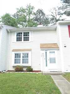 1988 Woodgate Arch Chesapeake, VA 23320