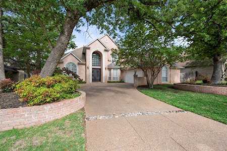 1409 Southern Hills Drive Mansfield, TX 76063
