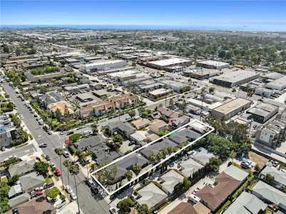 2015 Wallace Ave Costa Mesa, CA 92627