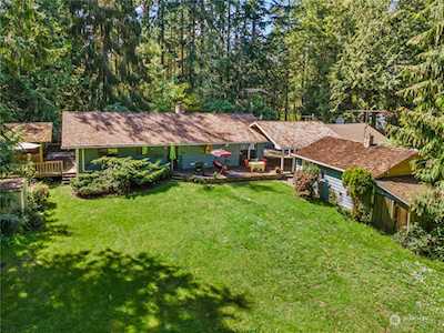 6969 NE Buck Lake Rd Hansville, WA 98340