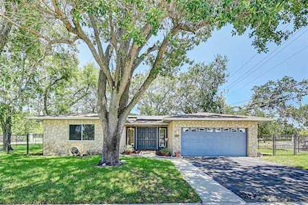 1090 NW 56th Ave Lauderhill, FL 33313