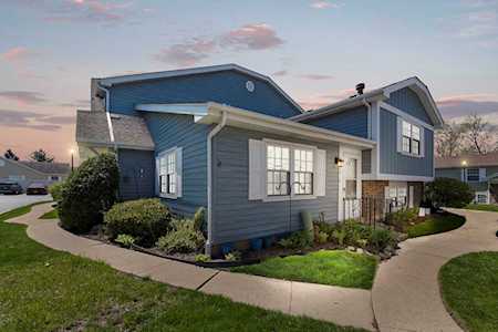 1636 Timber Trl #7A Wheaton, IL 60189