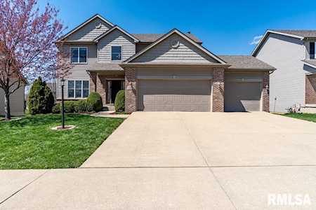2804 W Stonehenge Ct Peoria, IL 61615