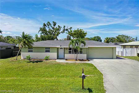 1651 S Flossmoor Rd Fort Myers, FL 33919