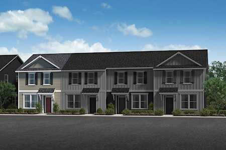 3051 Spline Circle Raleigh, NC 27610