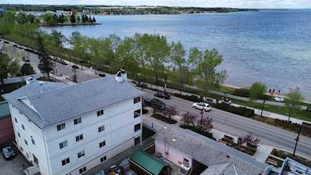 4415 Lakeshore Dr #10 Sylvan Lake, AB T4S 1C7