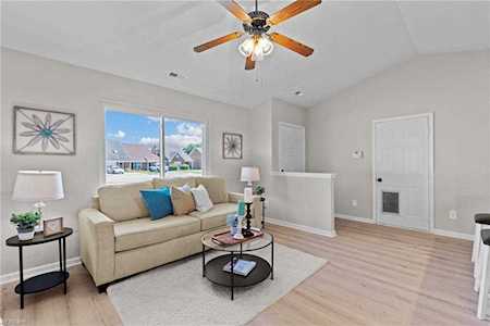 2812 Leeds Ct Chesapeake, VA 23321