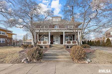 1017 W Moss Ave Peoria, IL 61606