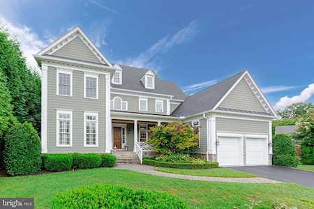 7112 Elizabeth Dr Mclean, VA 22101