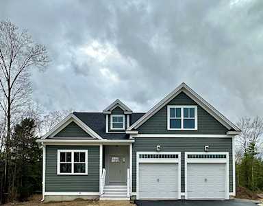 30 Signature Dr #lot 3 Barrington, NH 03825