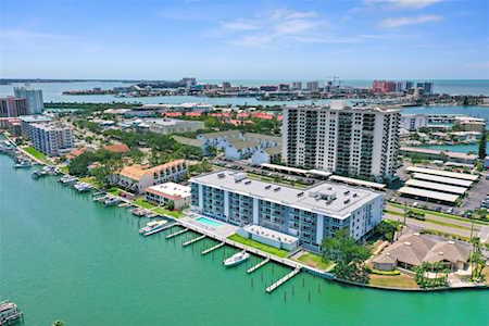415 Island Way #301 Clearwater, FL 33767