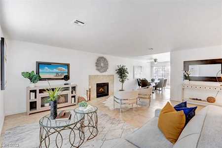 396 Dooley Dr Henderson, NV 89015
