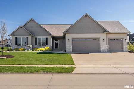 5547 Willmeyer Dr Bettendorf, IA 52722