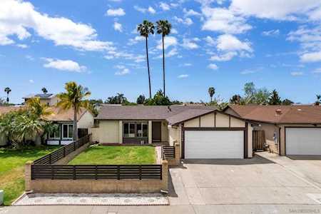 10166 San Ramon Dr San Diego, CA 92126