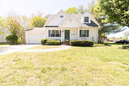 241 E Morris Dr Gallatin, TN 37066