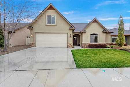 2324 E Lochmeadow Ct. Meridian, ID 83646