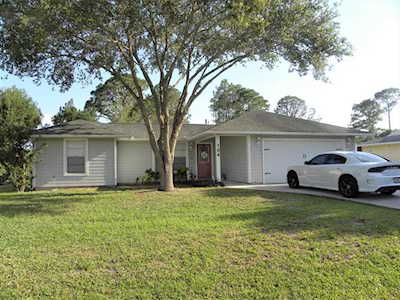 164 NE Royce Avenue Port Saint Lucie, FL 34983