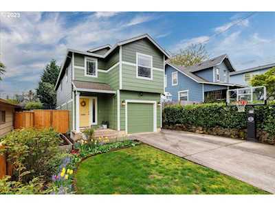 4926 SE Gladstone ST Portland, OR 97206
