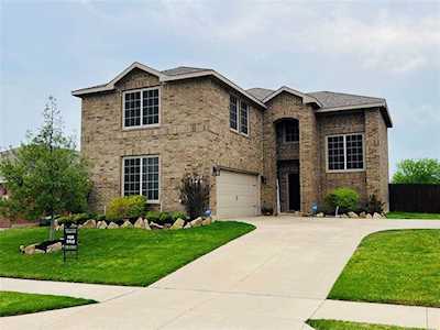 7010 Big Bend Lane Arlington, TX 76002