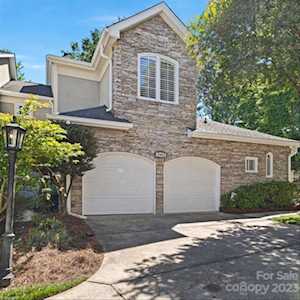 3411 Royal Crest Dr Charlotte, NC 28210