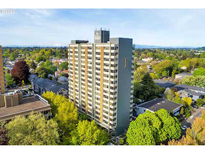 1220 NE 17th AVE #14D Portland, OR 97232