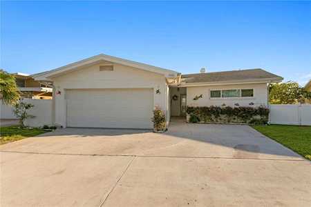 11080 4th St E Treasure Island, FL 33706