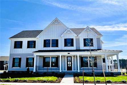 2844 Batten Arch Virginia Beach, VA 23456