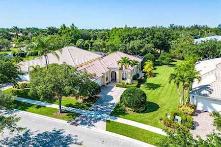 8815 Oldham Way Palm Beach Gardens, FL 33412