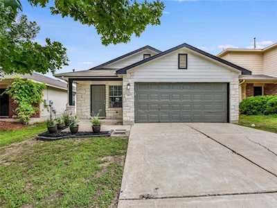 267 Black Forest RD Buda, TX 78610