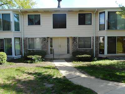 2830 Mitchell Dr #3 Woodridge, IL 60517