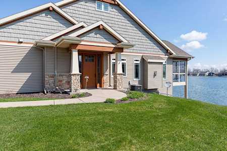 1351 Prairie Lake Circle #1 Neenah, Village of Fox Crossing, WI 54956