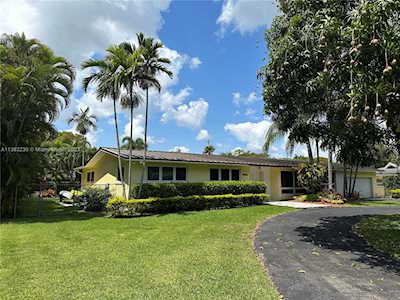 14704 SW 83rd Ct Palmetto Bay, FL 33158