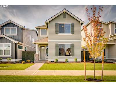 7854 SE Reddington ST Hillsboro, OR 97123