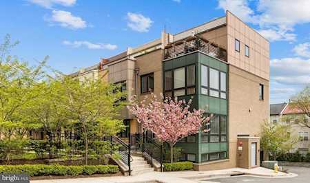 112 Cambria Walk Alexandria, VA 22304