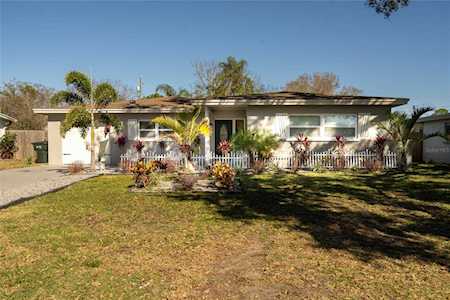 1538 Timmons TERRACE Clearwater, FL 33756