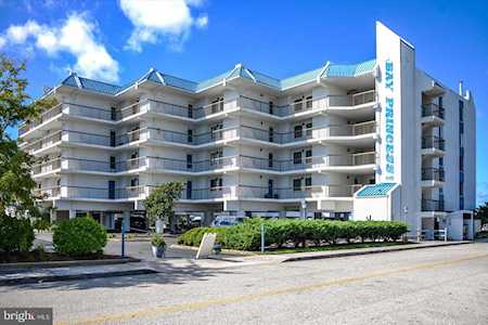 110 81st St #303 Ocean City, MD 21842