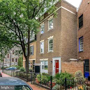 227 6th St NE Washington, DC 20002