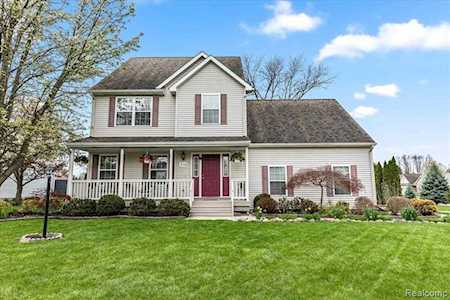 110 Kathy Circle Linden, MI 48451