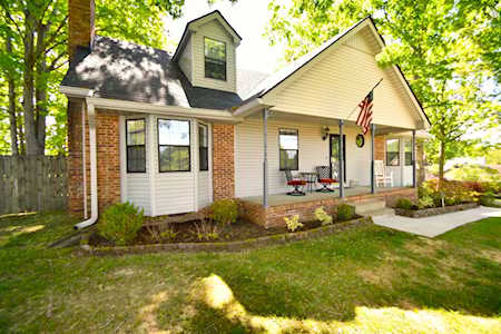 520 Tyler Ct Cottontown, TN 37048
