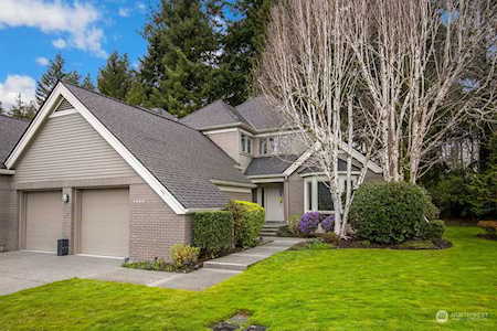 1800 Bellevue Way NE Bellevue, WA 98004
