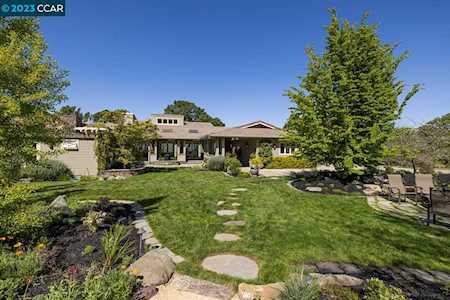 580 Highland Dr Danville, CA 94526