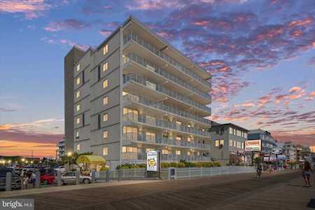 401 Atlantic Ave #402 Ocean City, MD 21842