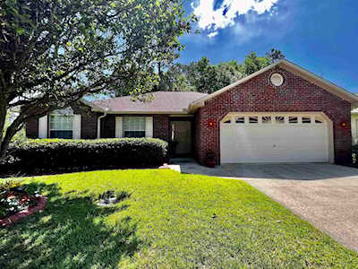8254 Charrington Forest Blvd Tallahassee, FL 32312